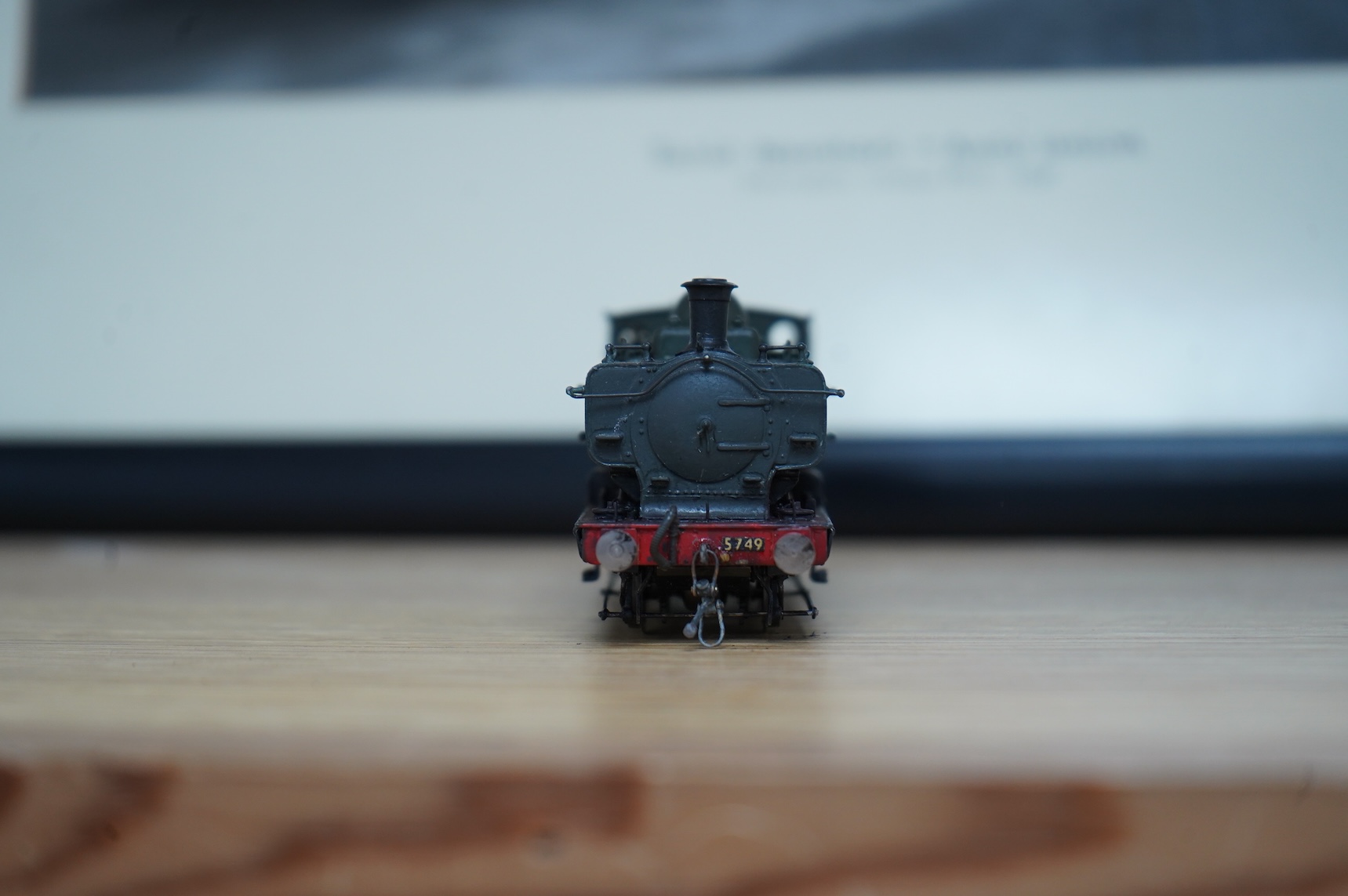 Four scratch/kit built EM gauge brass and white metal Southern Railway Class Q1 0-6-0 locomotives, all in various states of construction